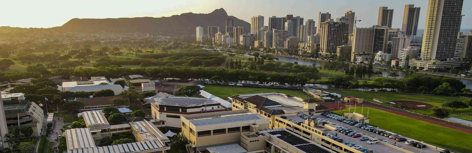 Iolani School