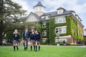 Top Best International Boarding Schools: Guide Best Schools in America: Top Public & Private Options Top Best International Boarding Schools: Guide | Best Schools in America: Top Public & Private Options