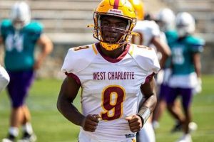 West Charlotte High: A Football Legacy Best Schools in America: Top Public & Private Options West Charlotte High: A Football Legacy | Best Schools in America: Top Public & Private Options