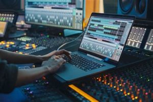 Top 10 Best Audio Production Schools in 2024 Best Schools in America: Top Public & Private Options Top 10 Best Audio Production Schools in 2024 | Best Schools in America: Top Public & Private Options