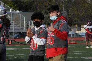 Mundelein HS Football: 2024 Schedule & Mustangs Games | Best Schools in America: Top Public & Private Options