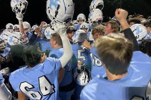 Top-Ranked Lake Oswego High School Football Program Best Schools in America: Top Public & Private Options Top-Ranked Lake Oswego High School Football Program | Best Schools in America: Top Public & Private Options