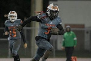 Go Yellow Jackets! Leesburg High Football News Best Schools in America: Top Public & Private Options Go Yellow Jackets! Leesburg High Football News | Best Schools in America: Top Public & Private Options