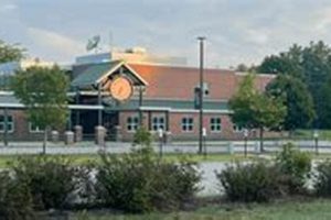 Explore Bonny Eagle Middle School: A Parent's Guide | Best Schools in America: Top Public & Private Options