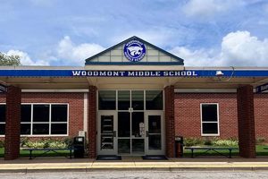 Best Woodmont Middle School: A Parent's Guide | Best Schools in America: Top Public & Private Options