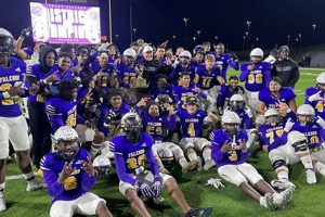 Top Jersey Village High School Football Plays & Highlights | Best Schools in America: Top Public & Private Options