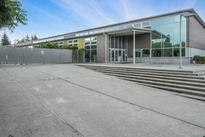 Discover Finn Hill Middle School: A Parent's Guide | Best Schools in America: Top Public & Private Options