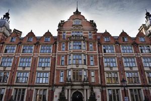 Top Best Schools for Economics Programs 2024 | Best Schools in America: Top Public & Private Options