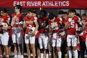 Go East River! High School Football News & Scores | Best Schools in America: Top Public & Private Options