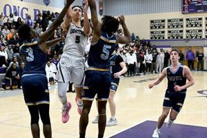 High School Basketball: Long Reach Advantage Best Schools in America: Top Public & Private Options High School Basketball: Long Reach Advantage | Best Schools in America: Top Public & Private Options