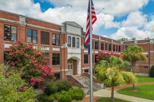The Best Hand Middle Schools for Your Child | Best Schools in America: Top Public & Private Options