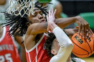 Easley High School Basketball: Green Wave Pride | Best Schools in America: Top Public & Private Options