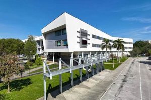 Best Nautilus Middle School: A Parent's Guide | Best Schools in America: Top Public & Private Options