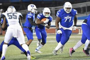 Dover High School Football: Team News & Info | Best Schools in America: Top Public & Private Options
