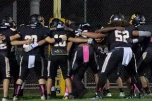 Alameda Hornets Varsity Football: School Pride | Best Schools in America: Top Public & Private Options