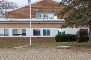 Explore Rundlett Middle School: A Parent's Guide | Best Schools in America: Top Public & Private Options