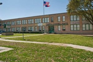 Discover Clinton P. Russell Elementary's Rich History & Legacy | Best Schools in America: Top Public & Private Options