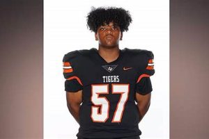 Newberry HS Football Player Dies: Tragic Loss | Best Schools in America: Top Public & Private Options