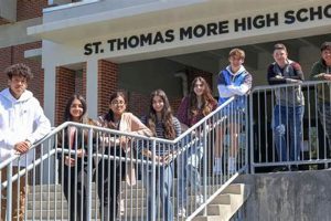 Top-Ranked Harold Thomas High School: A Guide | Best Schools in America: Top Public & Private Options