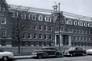 Top-Rated Madonna High School Chicago Alumnae Best Schools in America: Top Public & Private Options Top-Rated Madonna High School Chicago Alumnae | Best Schools in America: Top Public & Private Options
