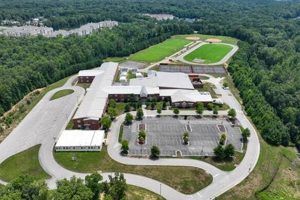 Best Tomahawk Creek Middle School: A Guide | Best Schools in America: Top Public & Private Options