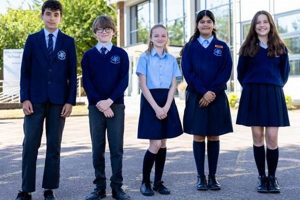 Find Top High Schools with Uniforms Near You Now Best Schools in America: Top Public & Private Options Find Top High Schools with Uniforms Near You Now | Best Schools in America: Top Public & Private Options