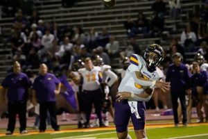 El Paso HS Football Scores: Live Updates Tonight! | Best Schools in America: Top Public & Private Options