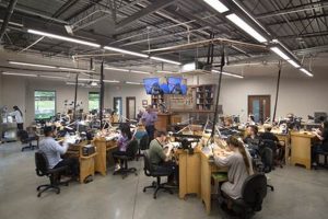 Top 10 Best Jewelry Schools in USA 2024 | Best Schools in America: Top Public & Private Options