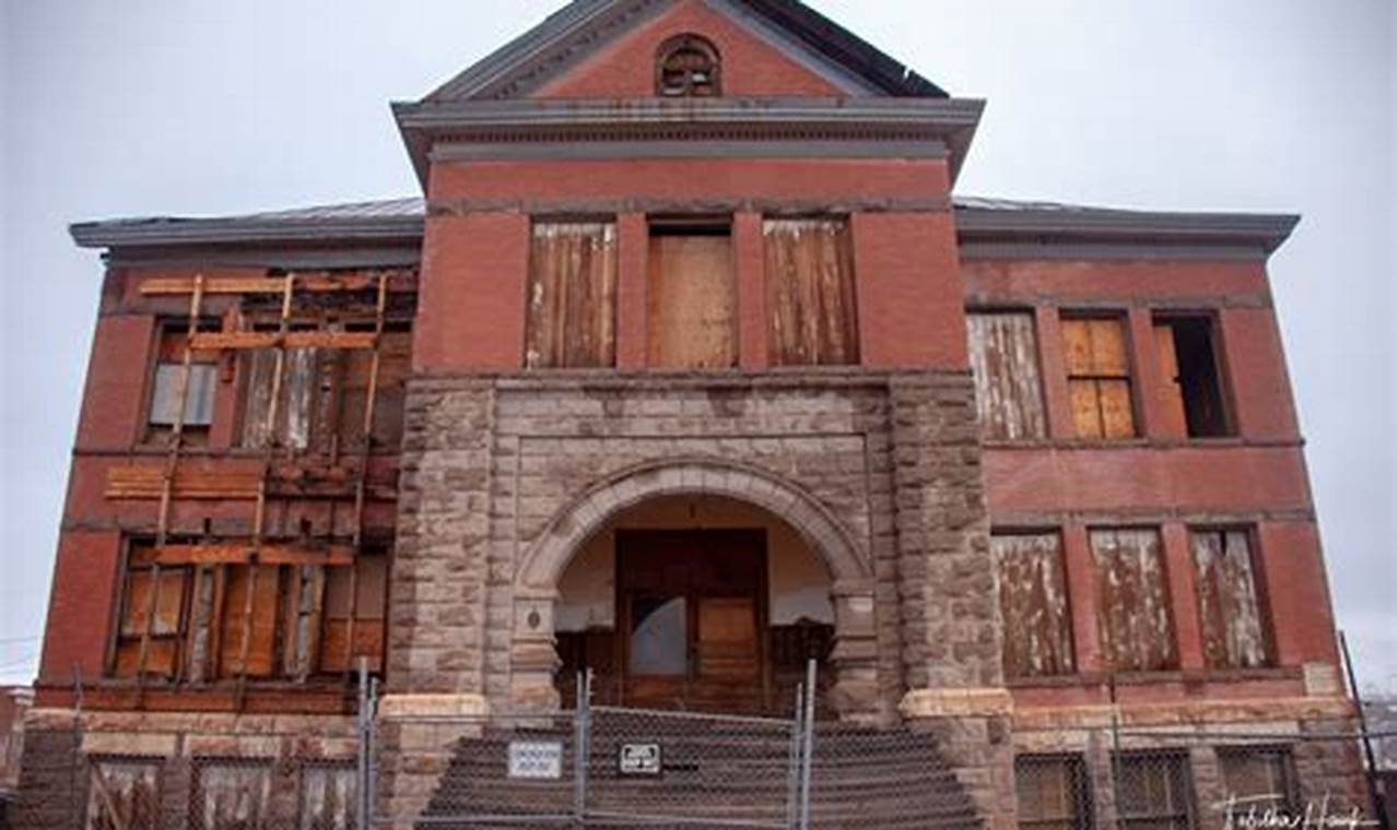 Goldfield High School: A Premier Education | Best Schools in America: Top Public & Private Options